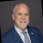 Dr. Michael Lubelfeld