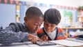 When AI Tutoring Helps - Timing Support Around the Learner
