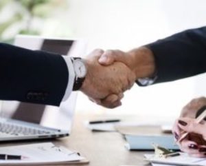 Veritas-Acquires-Cloud-Data-Management-Firm-fluidOps.jpg